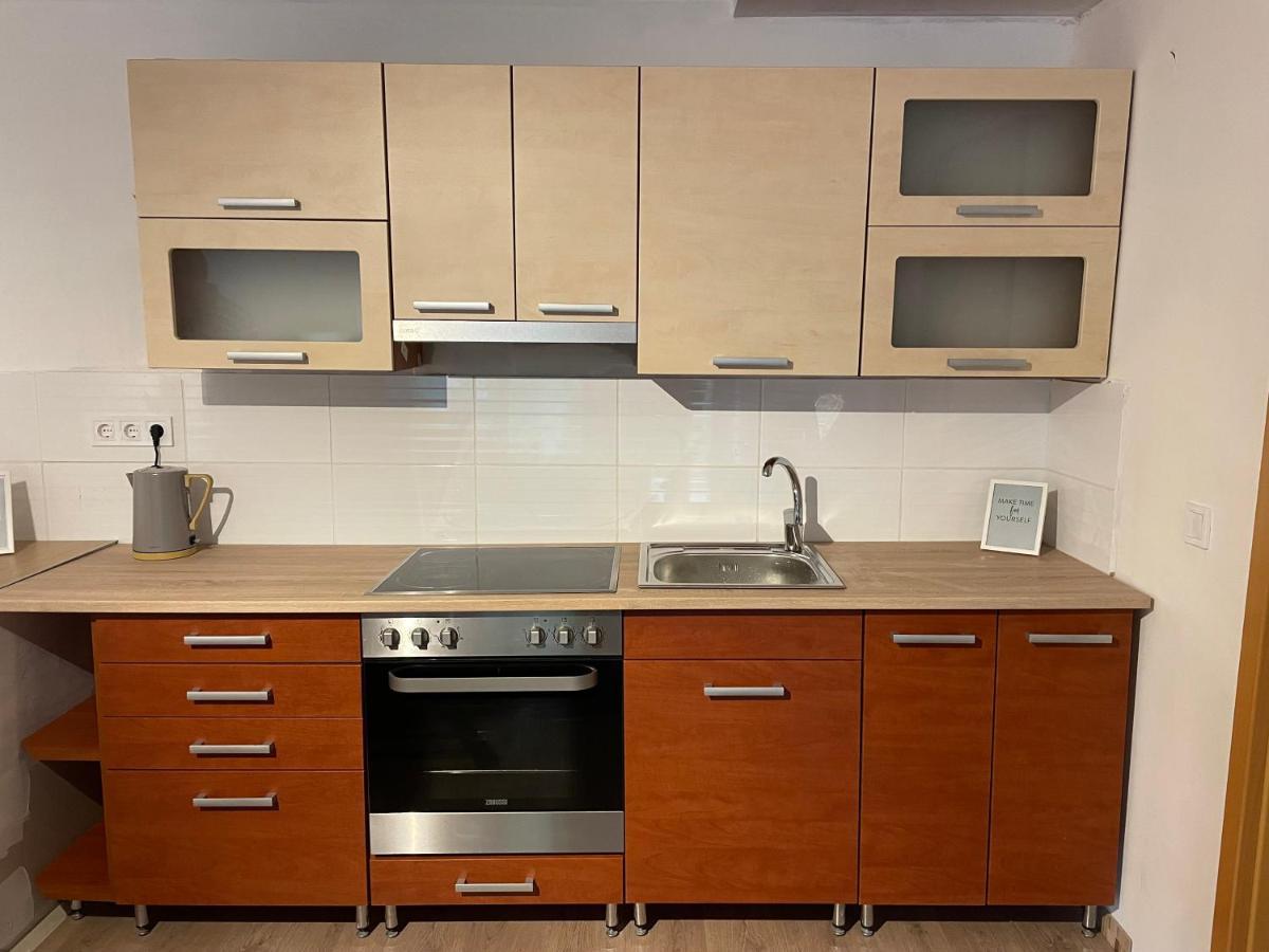 Boni Apartman Miskolc Exterior photo