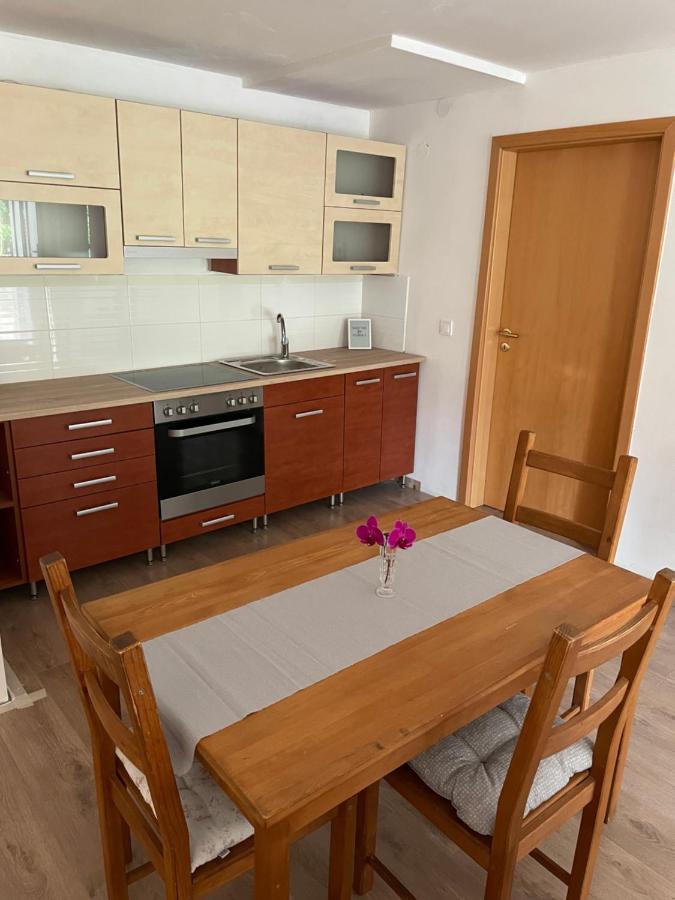 Boni Apartman Miskolc Exterior photo